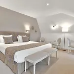 Chateau Des Vigiers فندق 4*
