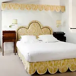 Chateau Des Vigiers 4*