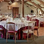 Hotel Chateau Des Vigiers 4*