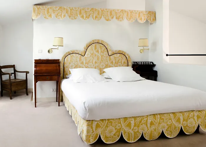 Chateau Des Vigiers 4*