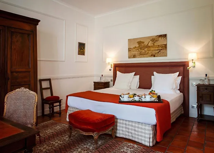 Hotel Chateau Des Vigiers